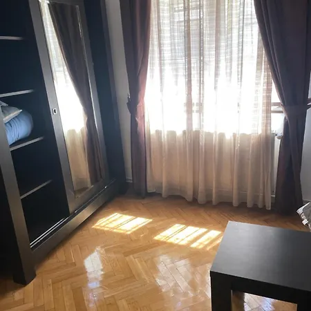Rami House Central Double Rooms بيت ضيافة براشوف