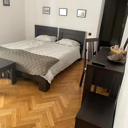 Rami House Central Double Rooms بيت ضيافة