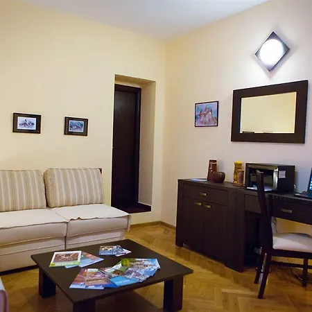 Rami House Double Pensjonat Braszów