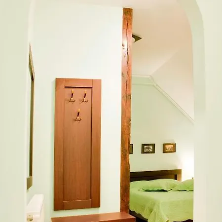 Rami House Central Double Rooms بيت ضيافة براشوف