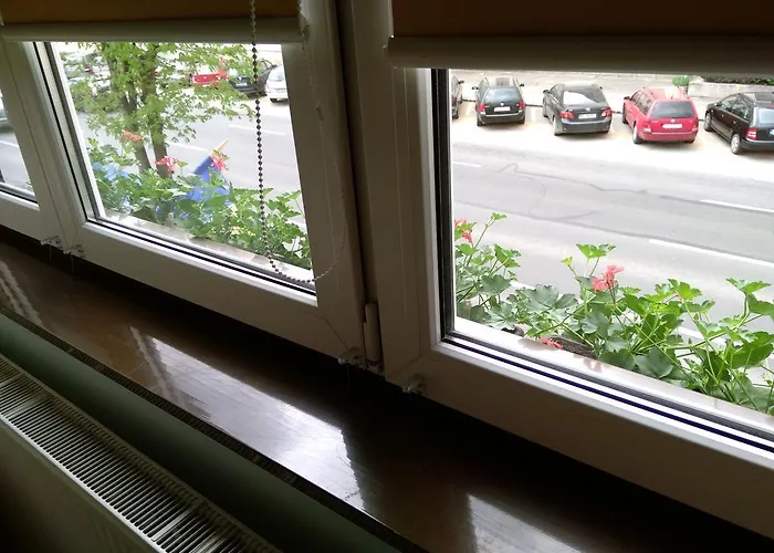 Rami House Double ゲストハウス ブラショフ